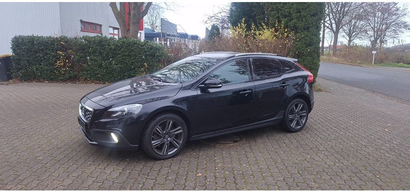 Volvo V40 Cross Country You! - Hečbeks: foto 2 Volvo V40 Cross Country You! - Hečbeks: foto 2