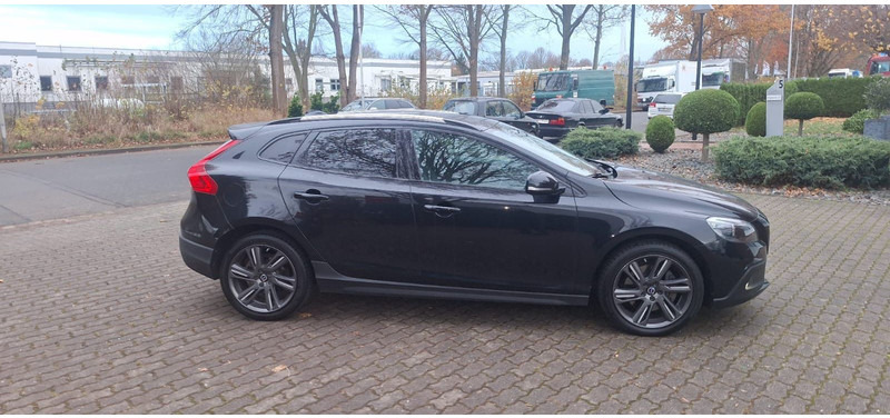 Volvo V40 Cross Country You! - Hečbeks: foto 3 Volvo V40 Cross Country You! - Hečbeks: foto 3