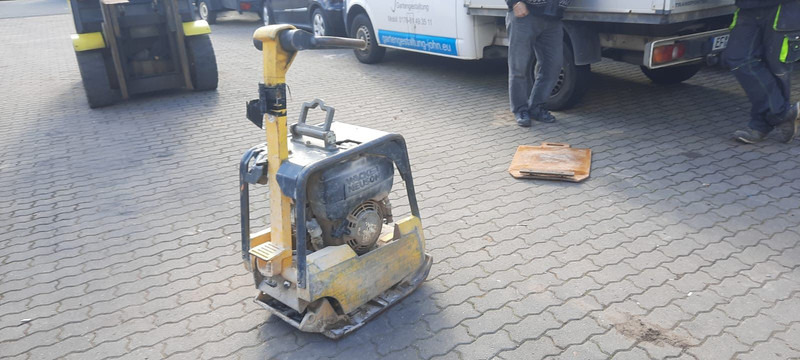 Wacker Rüttelplatte DPU 3050H - Vibrobliete: foto 3 Wacker Rüttelplatte DPU 3050H - Vibrobliete: foto 3