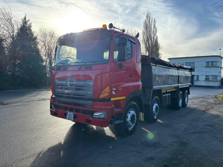 2009 Hino 700 Tipper Truck 3241 - Kravas automašīna pašizgāzējs: foto 3 2009 Hino 700 Tipper Truck 3241 - Kravas automašīna pašizgāzējs: foto 3