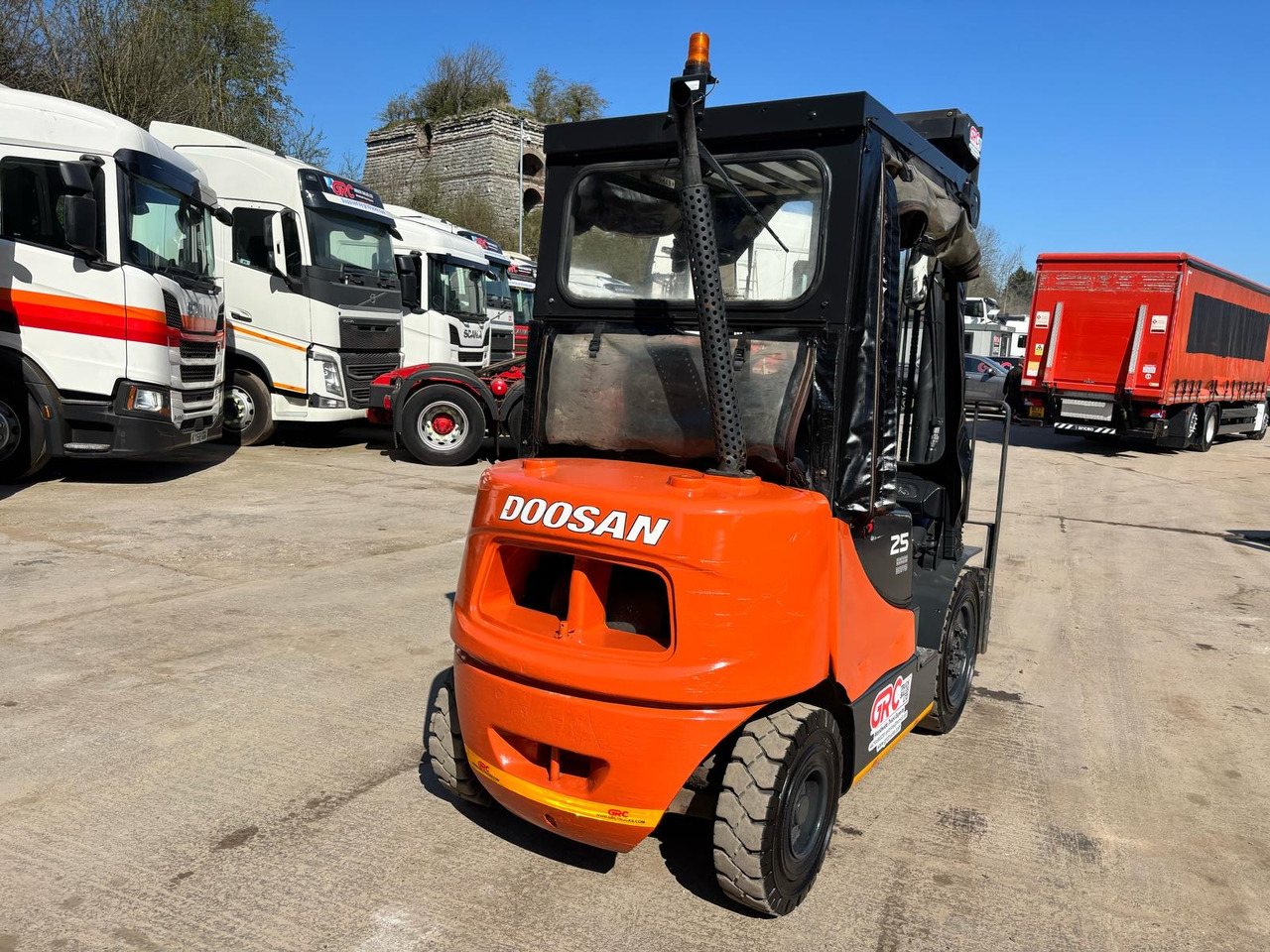 2012 DOOSAN D25S-5 Forklift - Dīzeļiekrāvējs: foto 4 2012 DOOSAN D25S-5 Forklift - Dīzeļiekrāvējs: foto 4
