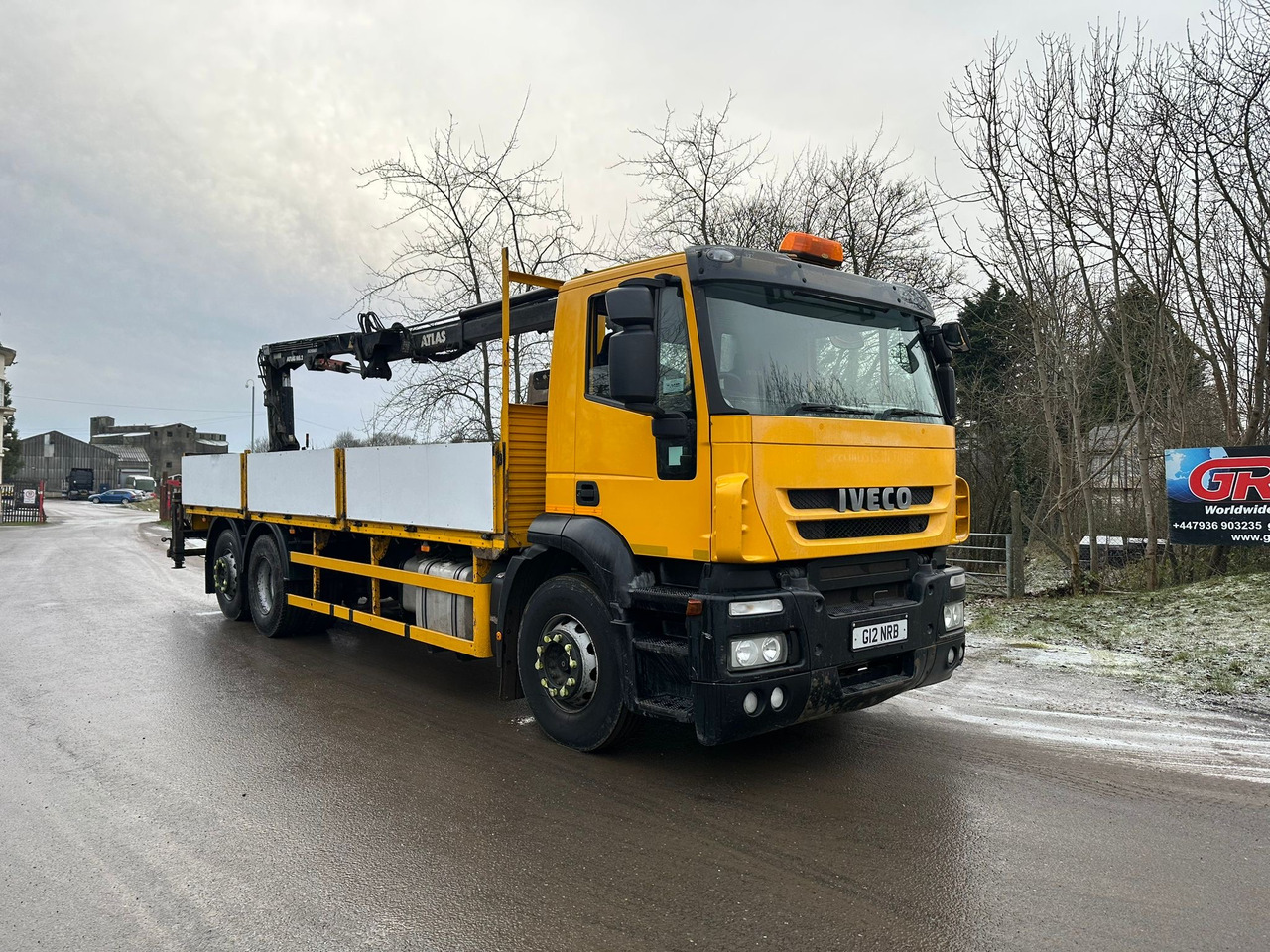 2013 Iveco Strails Dropside/Crane Truck - Bortu kravas automašīna/ Platforma: foto 1 2013 Iveco Strails Dropside/Crane Truck - Bortu kravas automašīna/ Platforma: foto 1