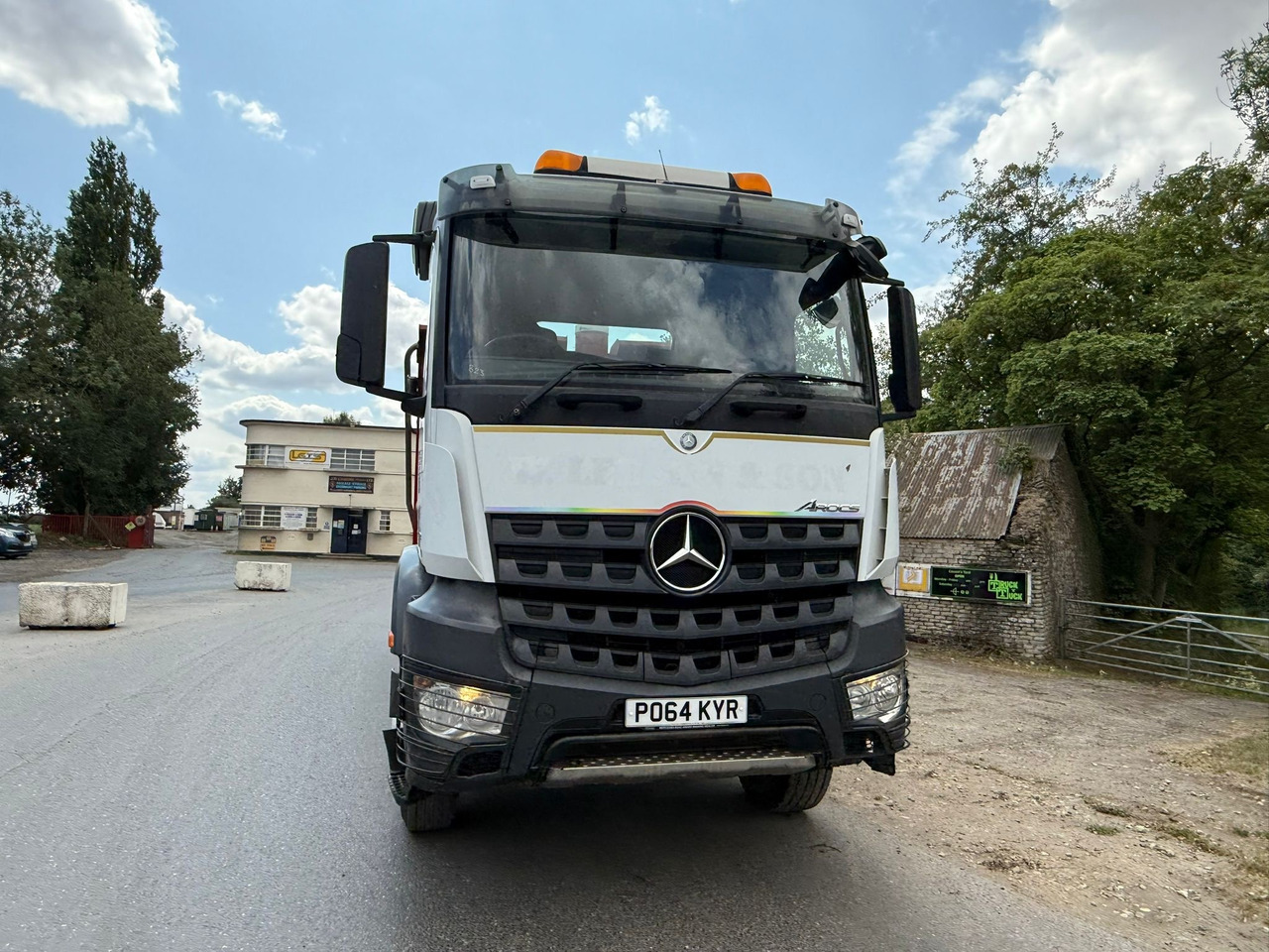 2014 Mercedes Arocs Tipper Truck RFE - Kravas automašīna pašizgāzējs: foto 4 2014 Mercedes Arocs Tipper Truck RFE - Kravas automašīna pašizgāzējs: foto 4