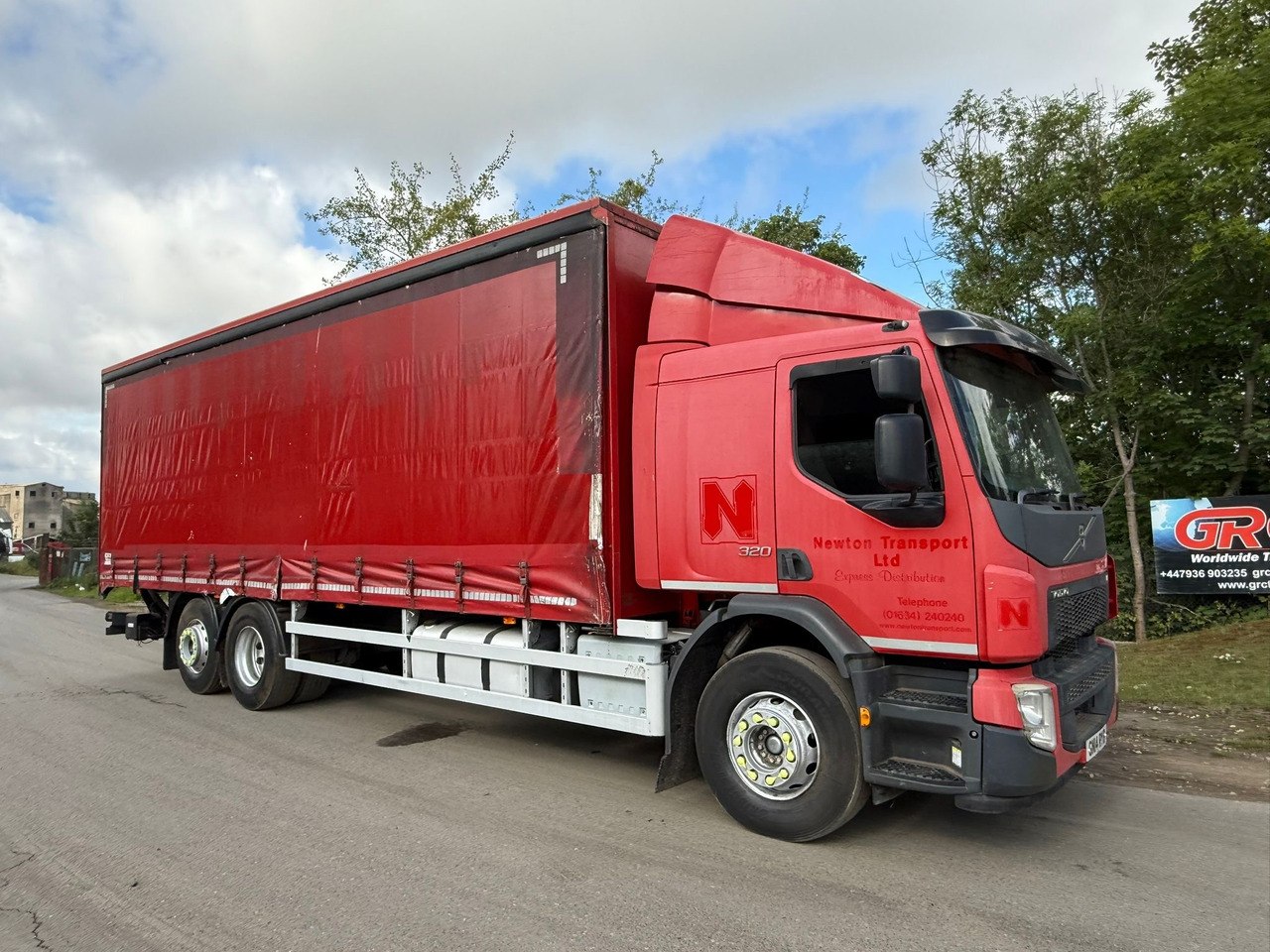 2014 Volvo FE 320 Curtainside Truck - Kravas automašīna ar tentu: foto 2 2014 Volvo FE 320 Curtainside Truck - Kravas automašīna ar tentu: foto 2