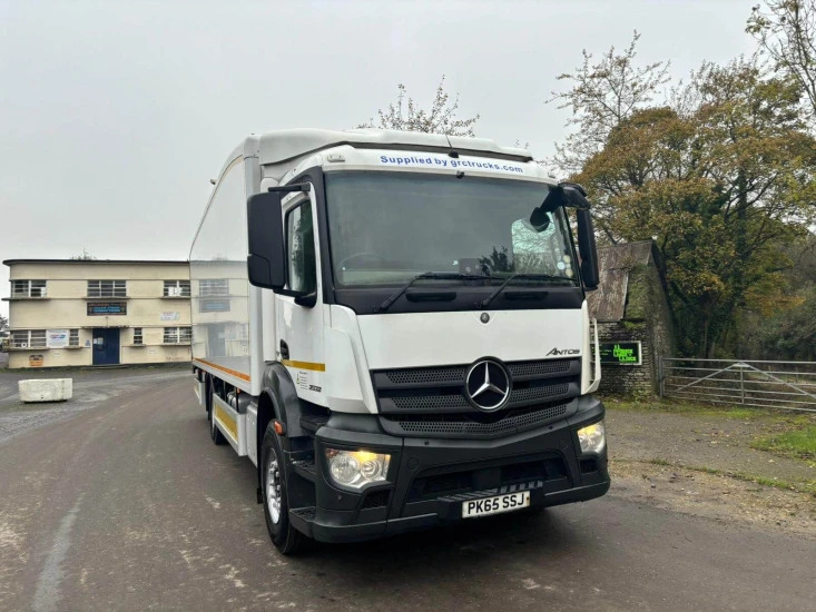 2015 Mercedes Axor 2532 Refrigerated Truck SSJ Axor - Kravas automašīna refrižerators: foto 4 2015 Mercedes Axor 2532 Refrigerated Truck SSJ Axor - Kravas automašīna refrižerators: foto 4