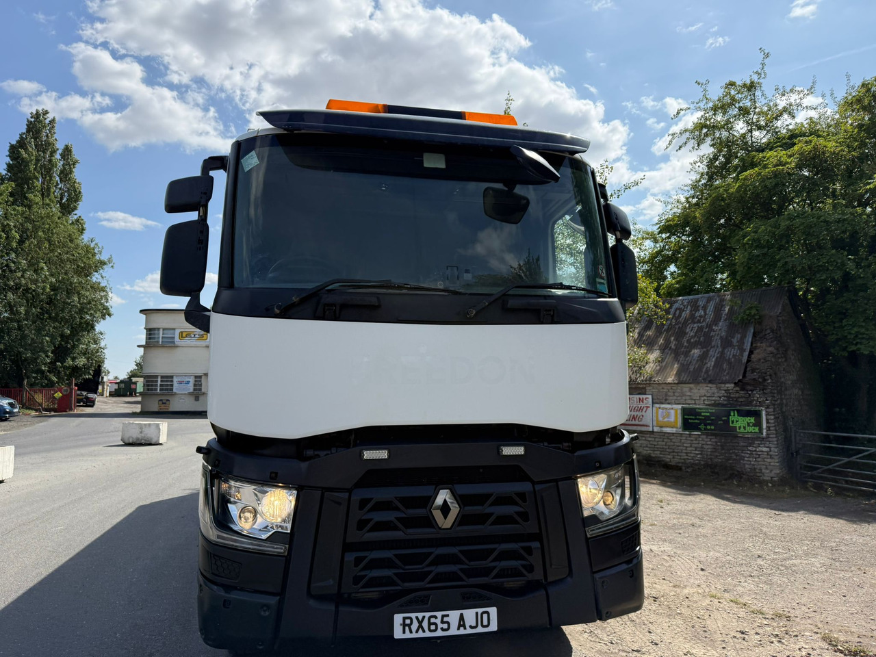 2015 Renault C380 Tipper Truck - Kravas automašīna pašizgāzējs: foto 5 2015 Renault C380 Tipper Truck - Kravas automašīna pašizgāzējs: foto 5