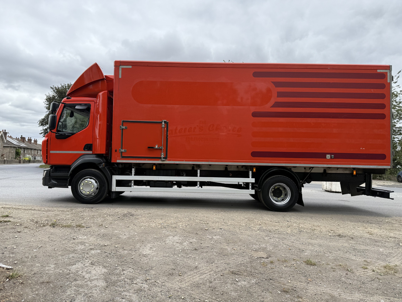 Kravas automašīna refrižerators 2015 Renault D Refrigerated Truck: foto 17
