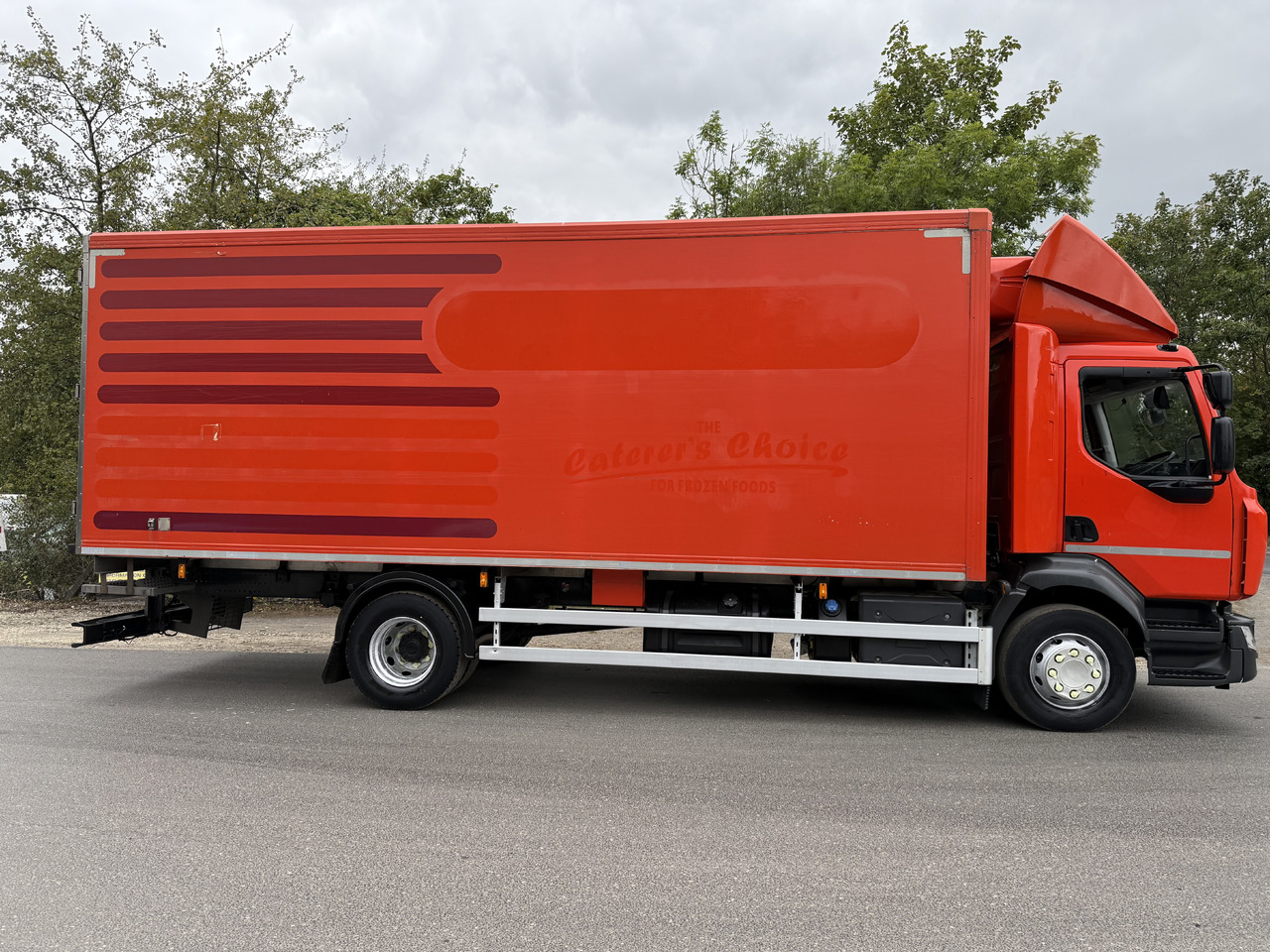 Kravas automašīna refrižerators 2015 Renault D Refrigerated Truck: foto 16