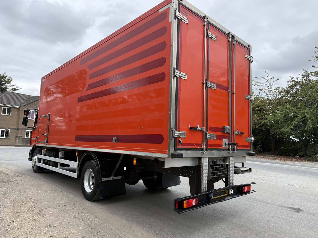 Kravas automašīna refrižerators 2015 Renault D Refrigerated Truck: foto 14