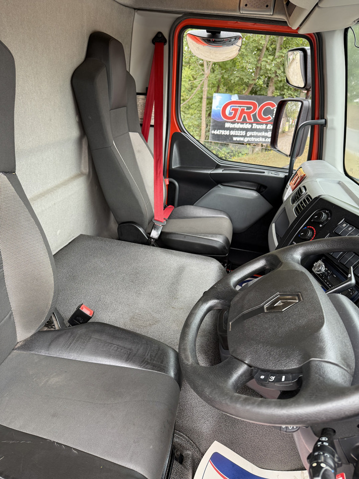 Kravas automašīna refrižerators 2015 Renault D Refrigerated Truck: foto 28