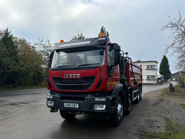 2016 Iveco Trakker Tipper/Grab Truck EKF - Kravas automašīna pašizgāzējs: foto 1 2016 Iveco Trakker Tipper/Grab Truck EKF - Kravas automašīna pašizgāzējs: foto 1