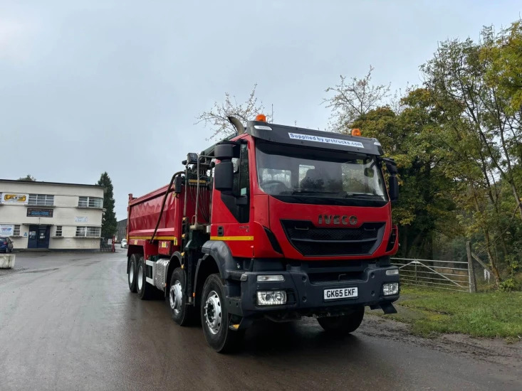 2016 Iveco Trakker Tipper/Grab Truck EKF - Kravas automašīna pašizgāzējs: foto 5 2016 Iveco Trakker Tipper/Grab Truck EKF - Kravas automašīna pašizgāzējs: foto 5