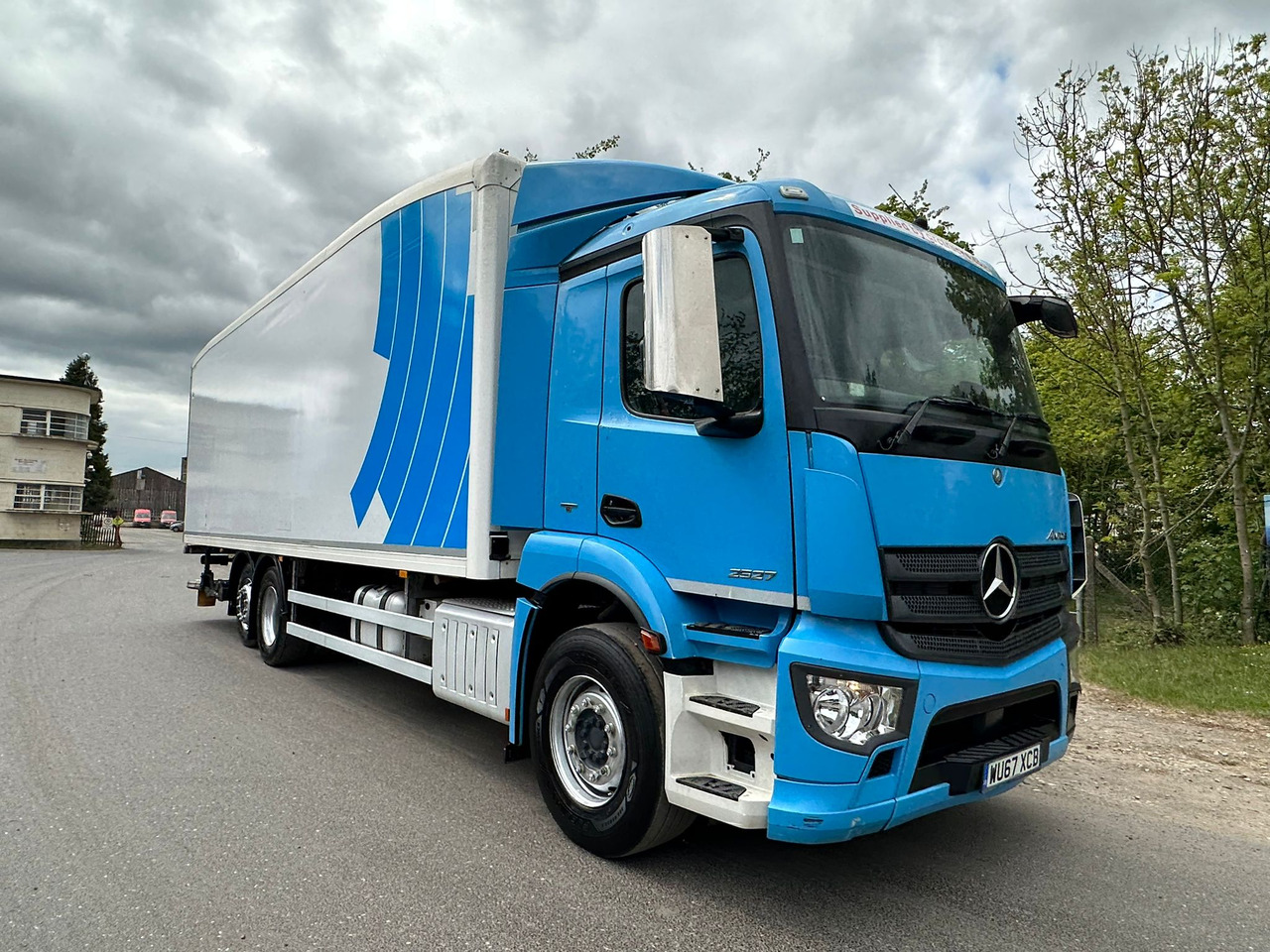 2017 Mercedes Antos 2527 Refrigerated Truck - Kravas automašīna refrižerators: foto 2 2017 Mercedes Antos 2527 Refrigerated Truck - Kravas automašīna refrižerators: foto 2