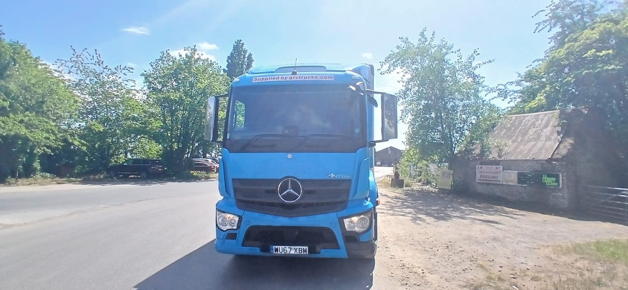 2017 Mercedes Antos 2527 Refrigerated Truck - Kravas automašīna refrižerators: foto 4 2017 Mercedes Antos 2527 Refrigerated Truck - Kravas automašīna refrižerators: foto 4