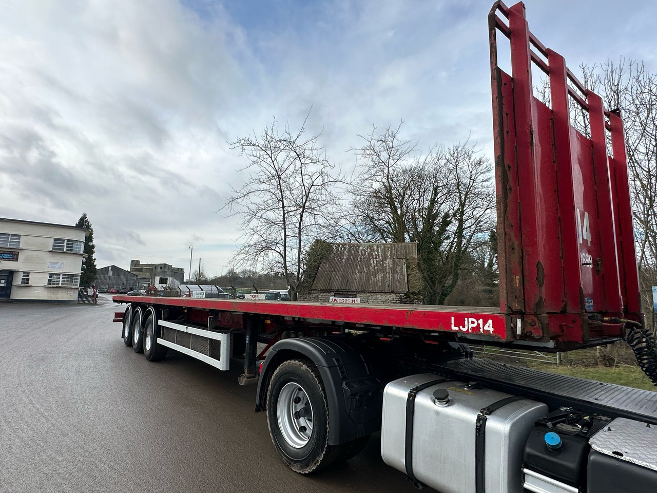 SDC triaxle Trailer - Bortu puspiekabe/ Platforma: foto 5 SDC triaxle Trailer - Bortu puspiekabe/ Platforma: foto 5