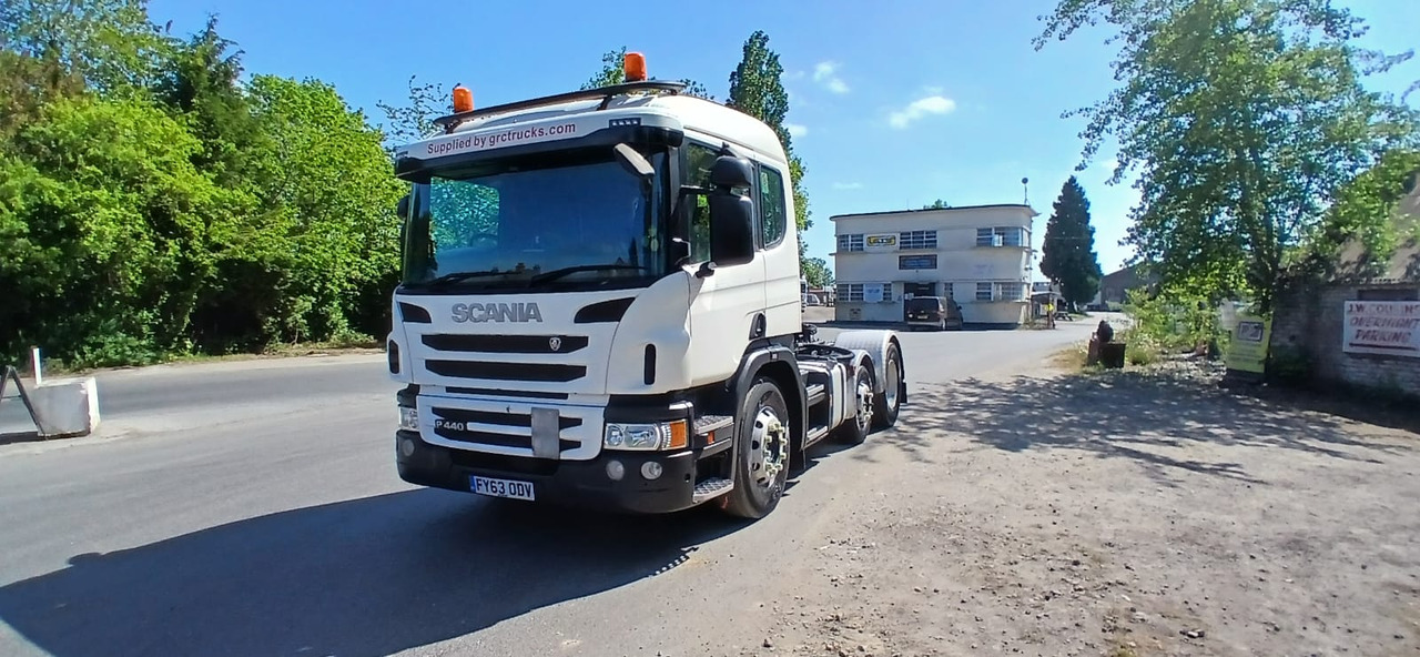 2013 Scania P440 Tractor Unit PDE Engine - Vilcējs: foto 1 2013 Scania P440 Tractor Unit PDE Engine - Vilcējs: foto 1