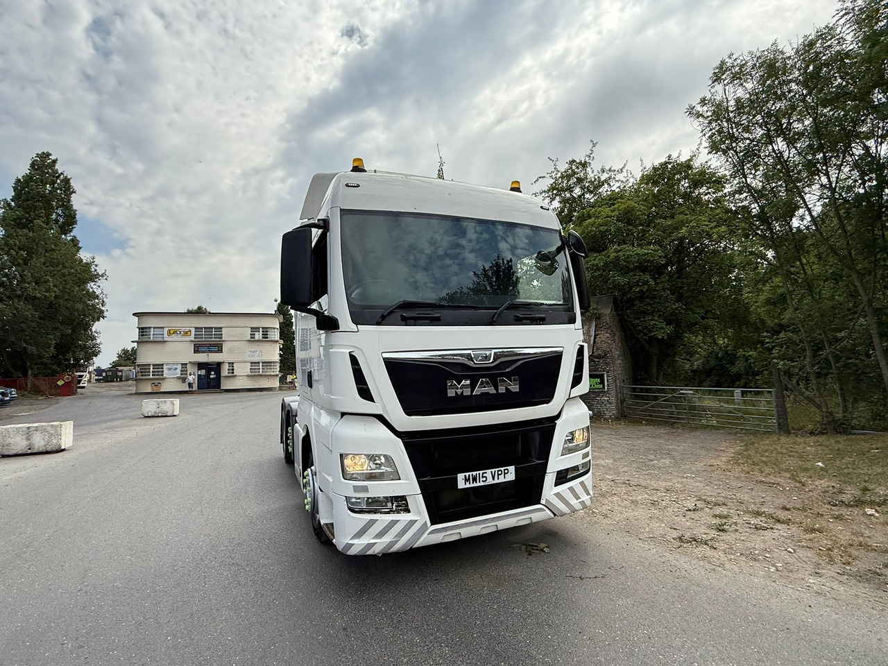 2015 MAN TGX 26 Tractor Unit - Vilcējs: foto 2 2015 MAN TGX 26 Tractor Unit - Vilcējs: foto 2