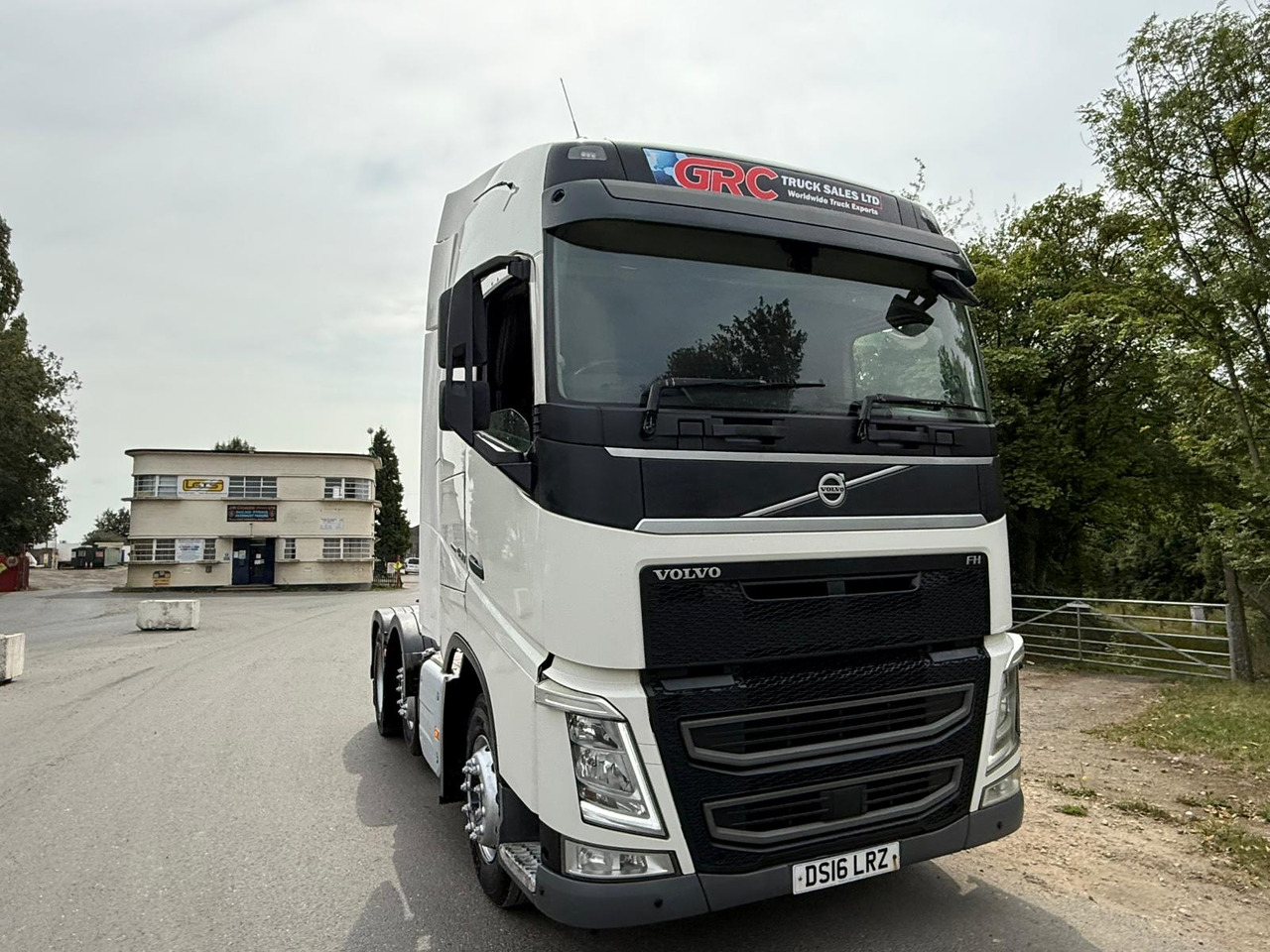 2016 Volvo FH 460 Tractor Unit - Vilcējs: foto 3 2016 Volvo FH 460 Tractor Unit - Vilcējs: foto 3