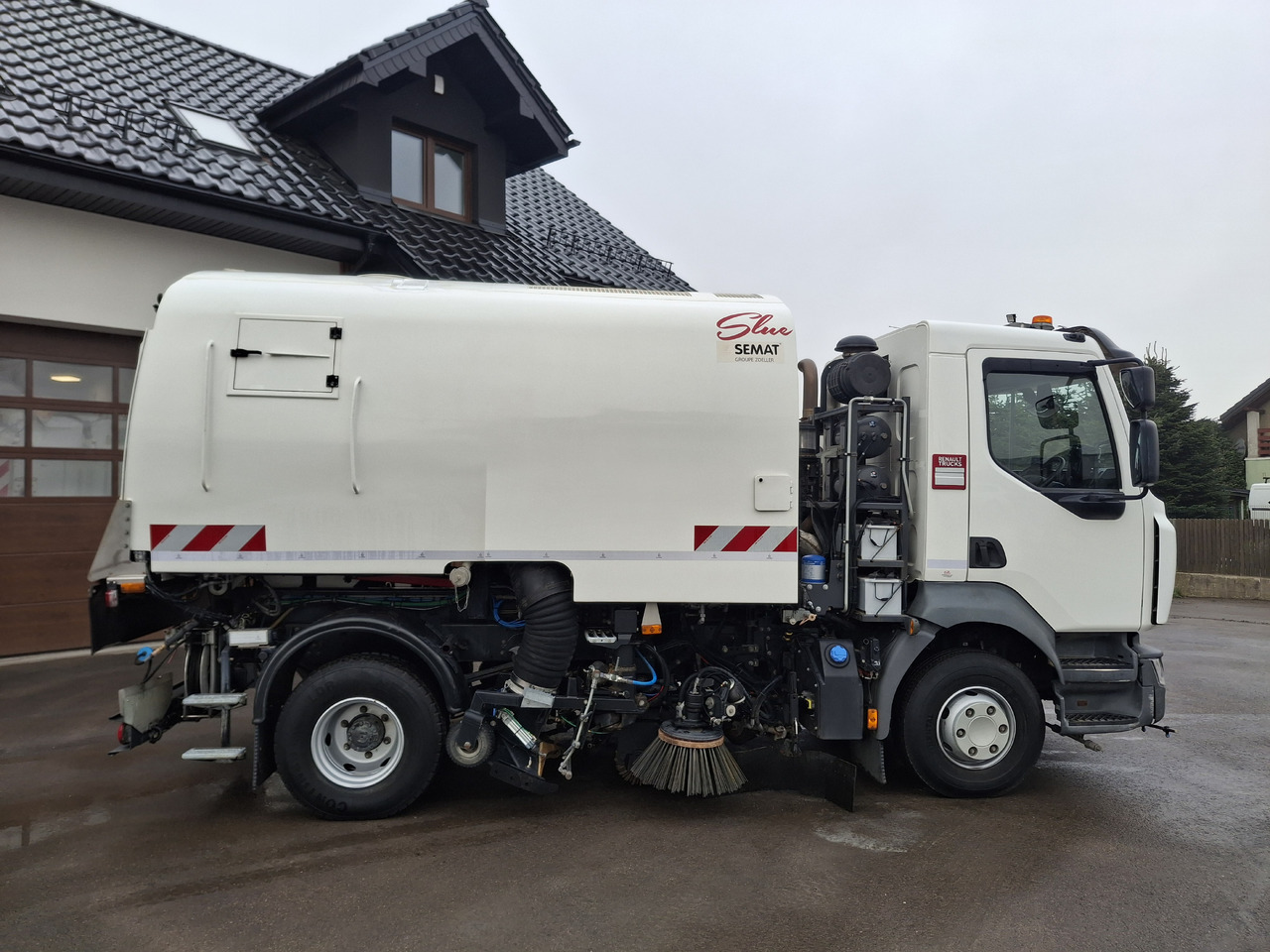 RENAULT D12 Zamiatarka Kehrmaschine SEMAT Zoeller Faun Karcher Euro 6 PM10 L/R 2017r - Ielu tīrīšanas mašīna: foto 5 RENAULT D12 Zamiatarka Kehrmaschine SEMAT Zoeller Faun Karcher Euro 6 PM10 L/R 2017r - Ielu tīrīšanas mašīna: foto 5
