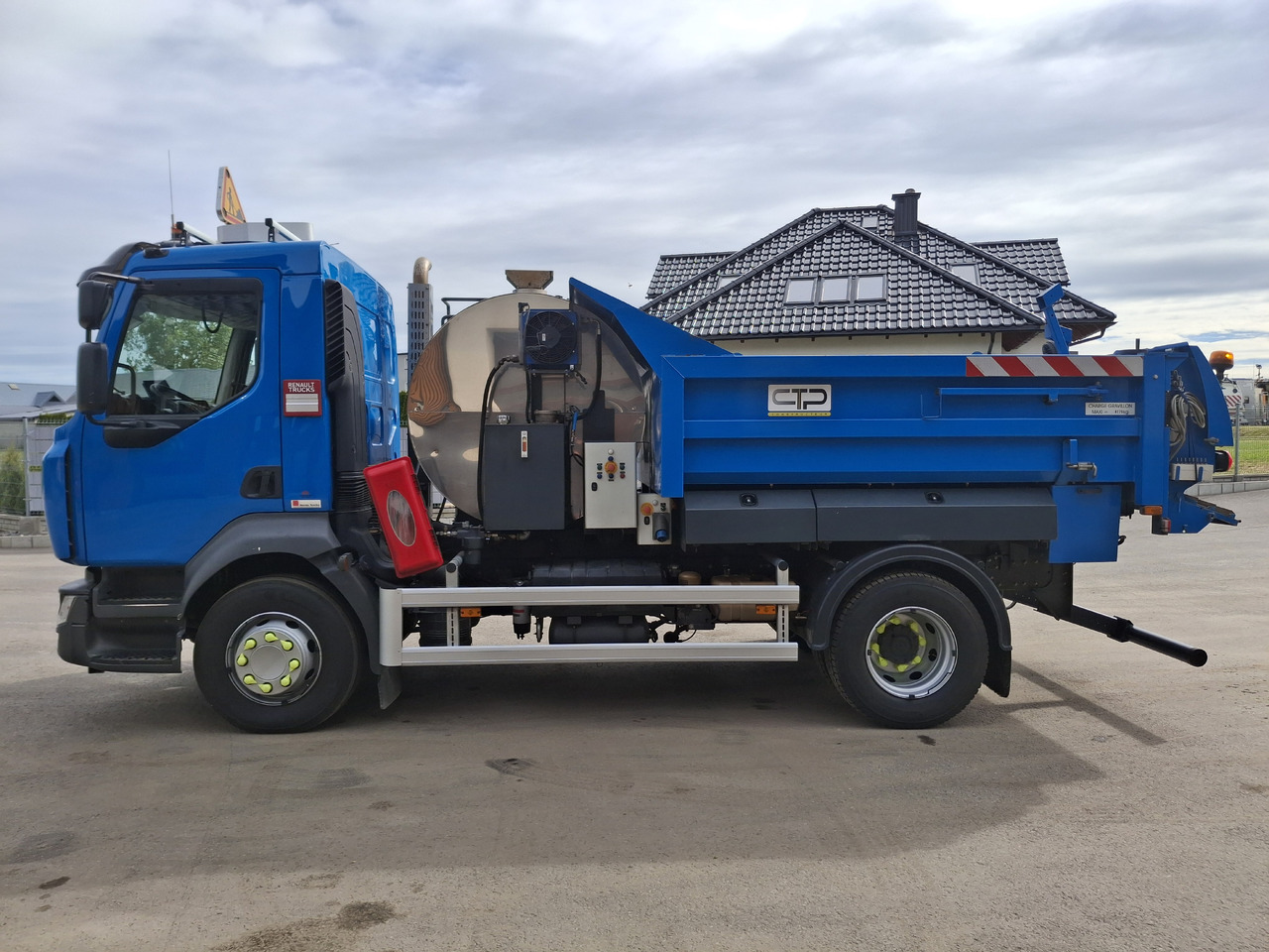 Renault D16 - Gudronators: foto 5 Renault D16 - Gudronators: foto 5