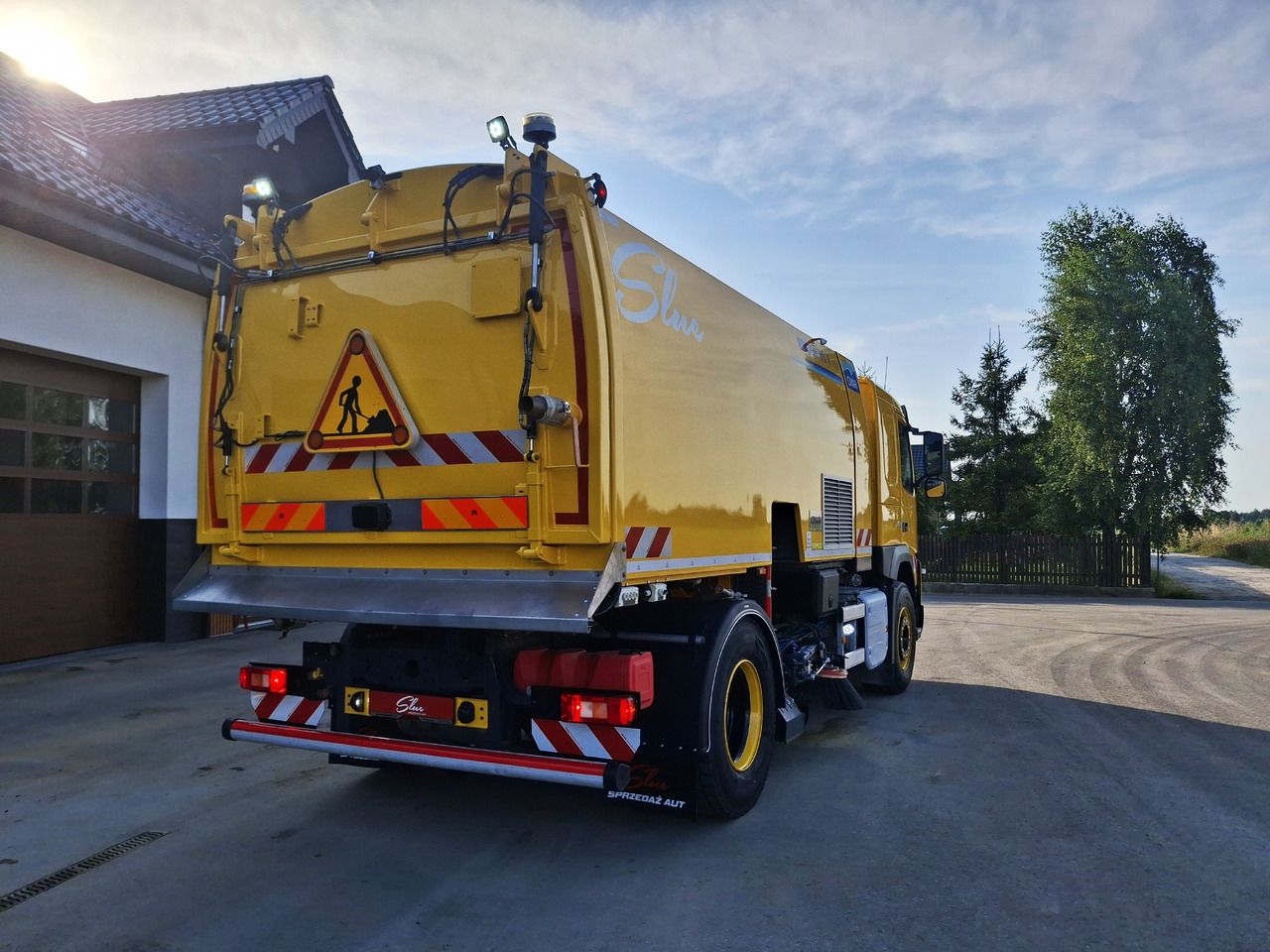 Ielu tīrīšanas mašīna VOLVO FMX 420 Zamiatarka Kehrmaschine Euro 6 PM2.5 BROCK VS 7 TECH Karcher L/R 2145 Mth 2021r: foto 6