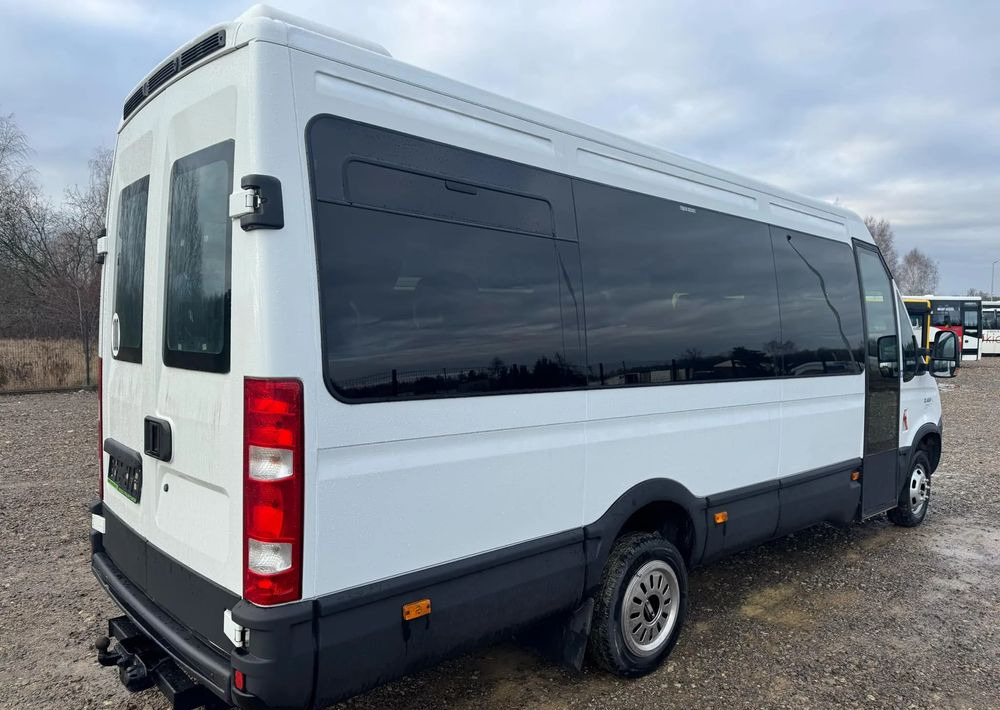 Iveco Daily - Mikroautobuss, Pasažieru furgons: foto 4 Iveco Daily - Mikroautobuss, Pasažieru furgons: foto 4