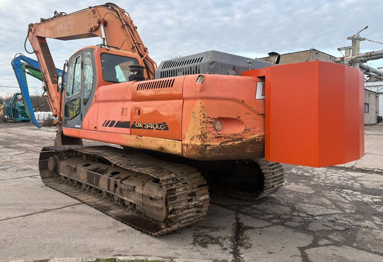 Kāpurķēžu ekskavators Doosan DX 340 LC long reach 17m: foto 11