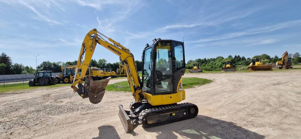 Komatsu PC 26 MR - Mini-ekskavators: foto 2 Komatsu PC 26 MR - Mini-ekskavators: foto 2