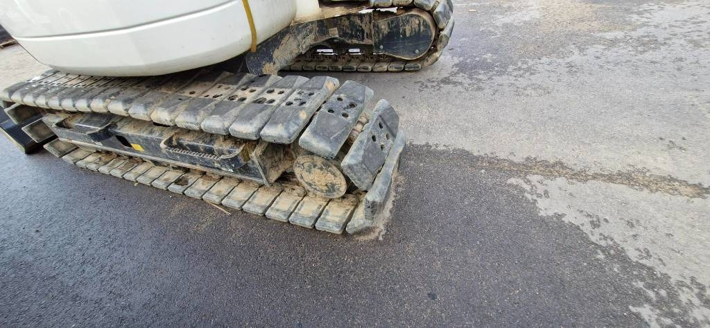 Komatsu PC 80 MR-5E0 - Mini-ekskavators: foto 5 Komatsu PC 80 MR-5E0 - Mini-ekskavators: foto 5