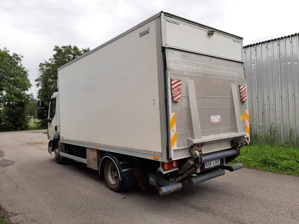 DAF FA 45.180 4X2 KITCHEN - Kravas automašīna ar slēgto virsbūvi: foto 2 DAF FA 45.180 4X2 KITCHEN - Kravas automašīna ar slēgto virsbūvi: foto 2