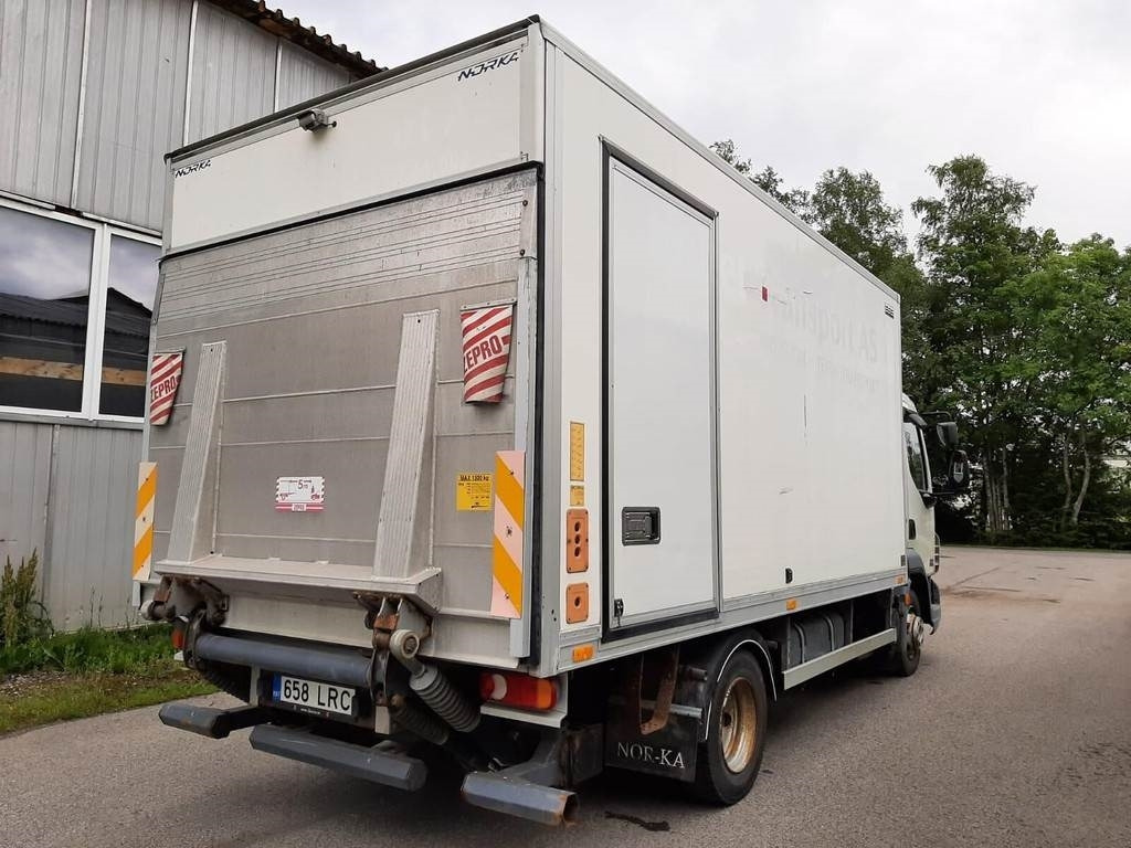 DAF FA 45.180 4X2 KITCHEN - Kravas automašīna ar slēgto virsbūvi: foto 3 DAF FA 45.180 4X2 KITCHEN - Kravas automašīna ar slēgto virsbūvi: foto 3