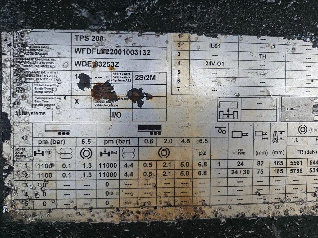 Bortu piekabe/ Platforma Fliegl NEW SUPERSTRUCTURE + VINCH: foto 6 Bortu piekabe/ Platforma Fliegl NEW SUPERSTRUCTURE + VINCH: foto 6