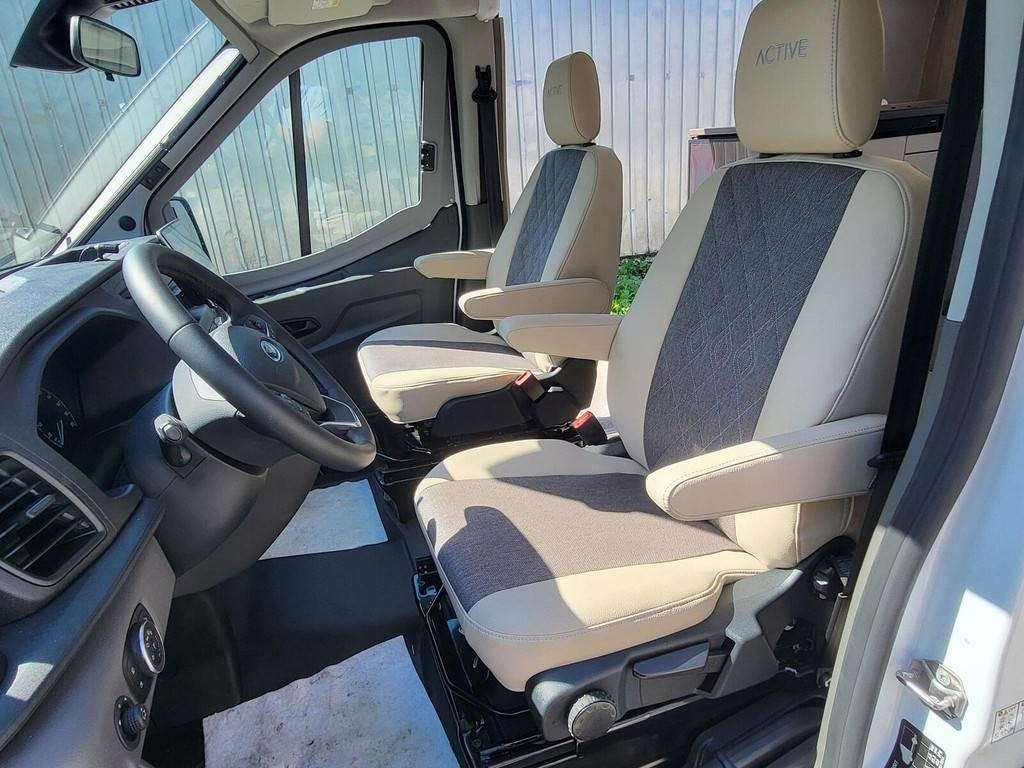 Ford Lineo C590 Brava ACTIVE 2.0 - Vieglā automašīna: foto 4 Ford Lineo C590 Brava ACTIVE 2.0 - Vieglā automašīna: foto 4