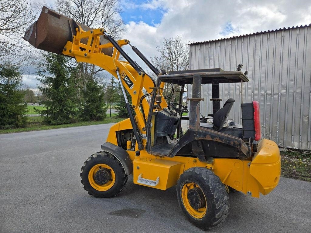 JCB 2CX - Riteņu iekrāvējs: foto 3 JCB 2CX - Riteņu iekrāvējs: foto 3