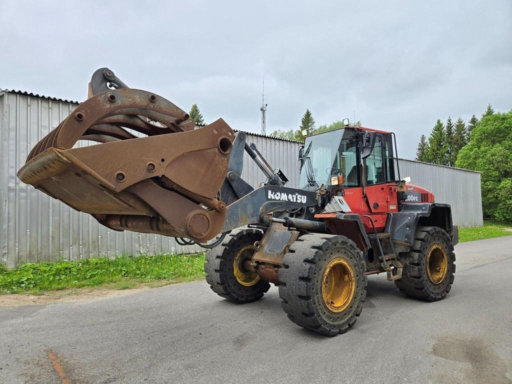 Komatsu WA200PZ-6 - Riteņu iekrāvējs: foto 1 Komatsu WA200PZ-6 - Riteņu iekrāvējs: foto 1