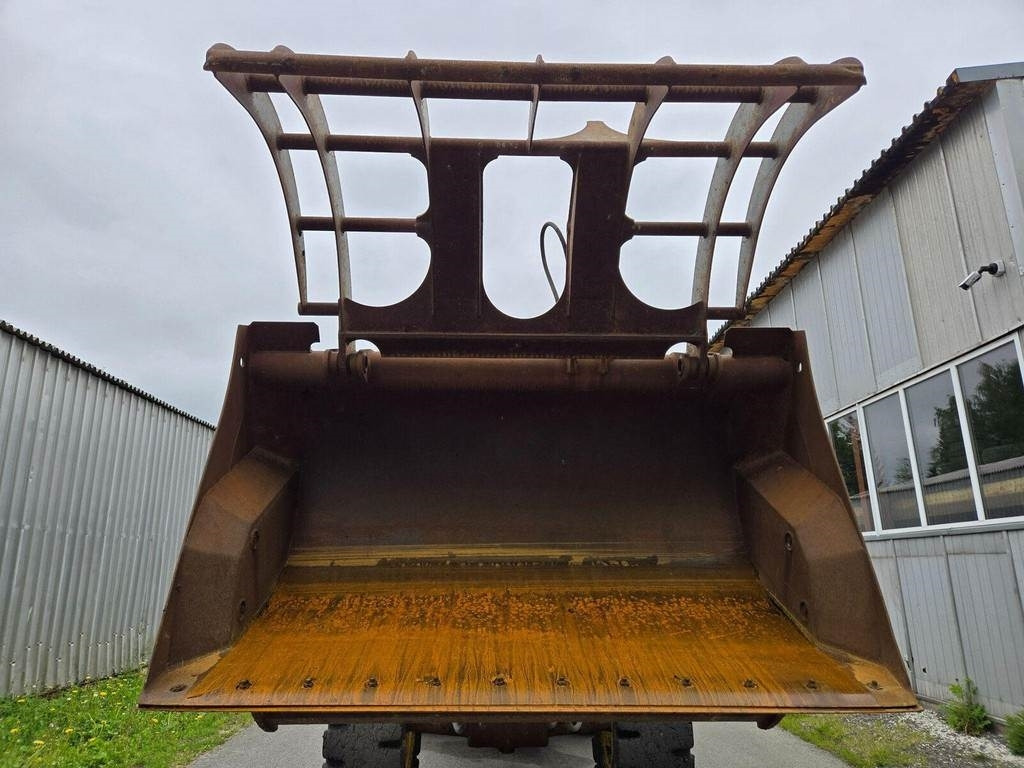 Komatsu WA200PZ-6 - Riteņu iekrāvējs: foto 4 Komatsu WA200PZ-6 - Riteņu iekrāvējs: foto 4