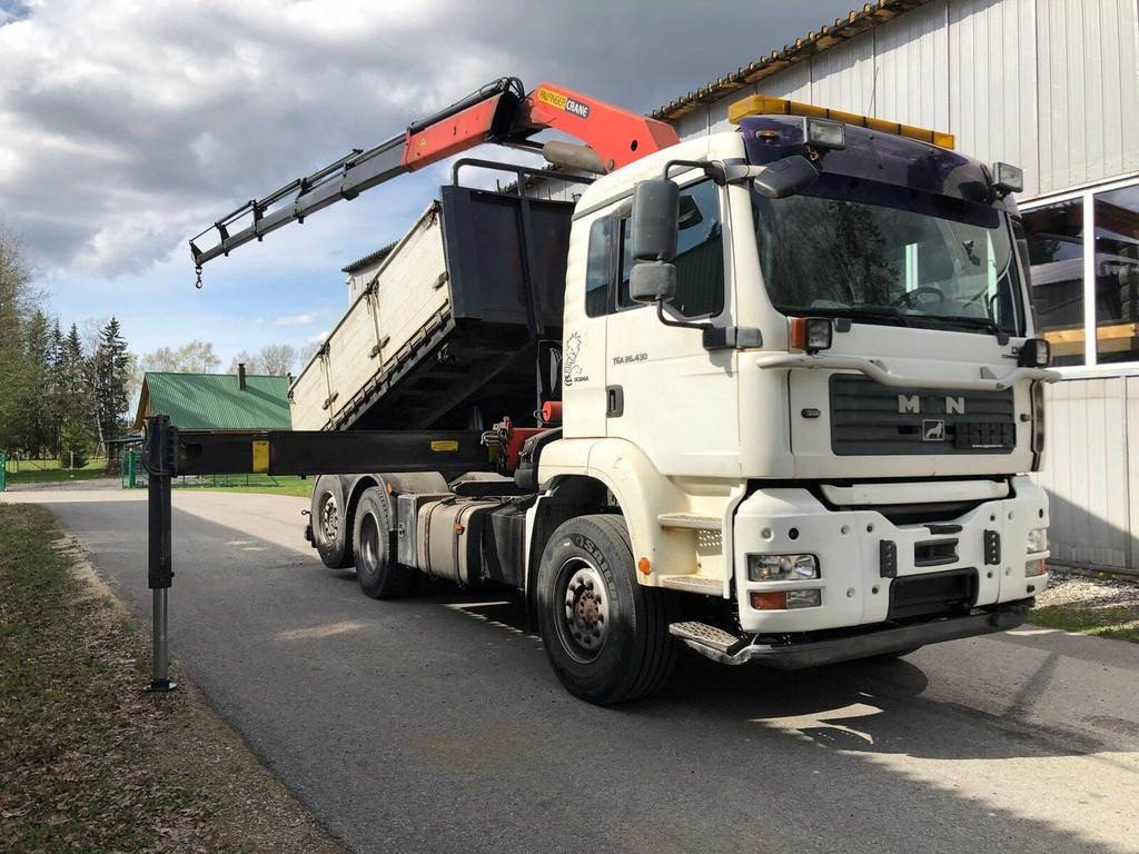 MAN TGA 26.430 6X2-2 BL/M 3-WAY TIP+PALFINGER PK23500 - Kravas automašīna pašizgāzējs: foto 3 MAN TGA 26.430 6X2-2 BL/M 3-WAY TIP+PALFINGER PK23500 - Kravas automašīna pašizgāzējs: foto 3