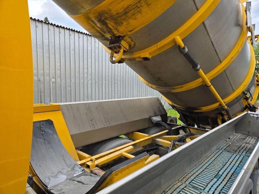 Scania R420 6X2 ADR AMPHITECH VORTEX 13m³ - Asenizācijas mašīna: foto 3 Scania R420 6X2 ADR AMPHITECH VORTEX 13m³ - Asenizācijas mašīna: foto 3