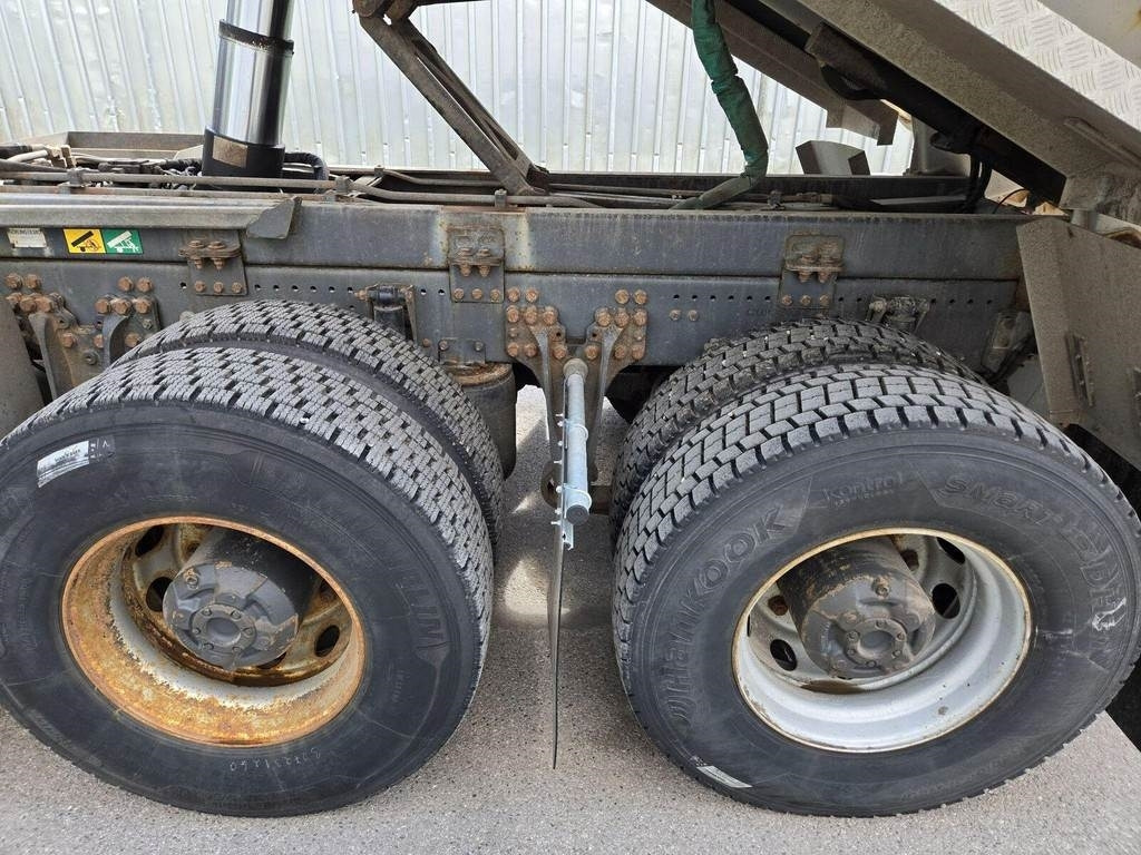 Scania R500 6X4 - Kravas automašīna pašizgāzējs: foto 3 Scania R500 6X4 - Kravas automašīna pašizgāzējs: foto 3