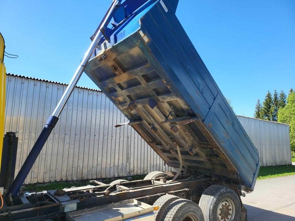 Scania R620 6X2*4 - Kravas automašīna pašizgāzējs: foto 2 Scania R620 6X2*4 - Kravas automašīna pašizgāzējs: foto 2