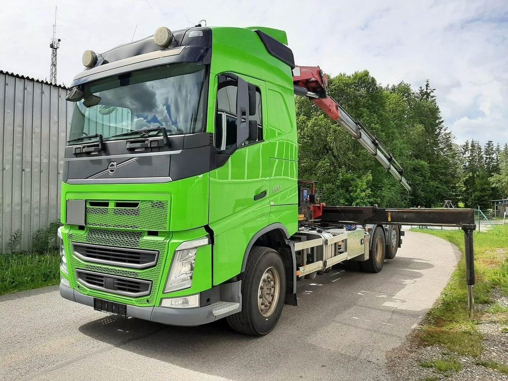 Volvo FH500 6X2 PALIFT + HMF 2120 K5 - Pacēlājs ar āķi: foto 1 Volvo FH500 6X2 PALIFT + HMF 2120 K5 - Pacēlājs ar āķi: foto 1