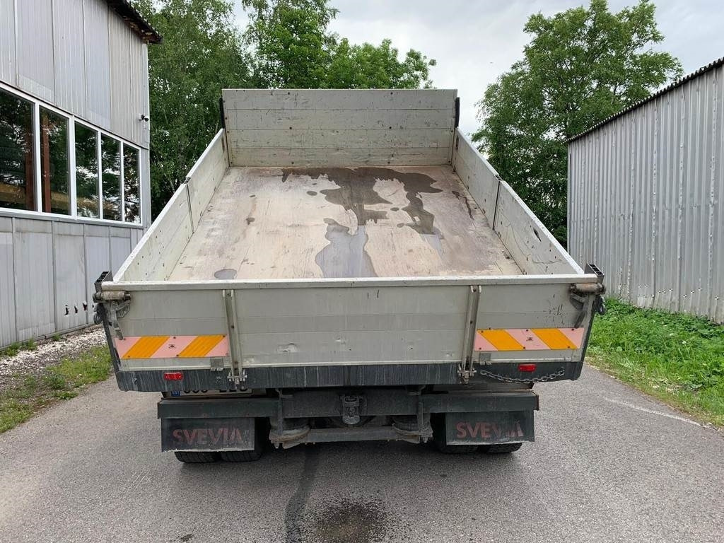 Volvo FL615 + HIAB 027-2 - Kravas automašīna pašizgāzējs: foto 3 Volvo FL615 + HIAB 027-2 - Kravas automašīna pašizgāzējs: foto 3