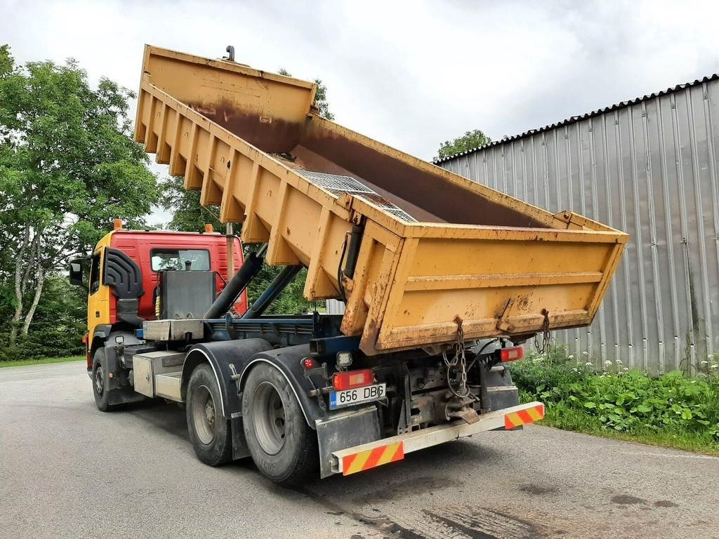Volvo FM12 460 6X2 JOAB 338kW - Pacēlājs ar āķi: foto 2 Volvo FM12 460 6X2 JOAB 338kW - Pacēlājs ar āķi: foto 2