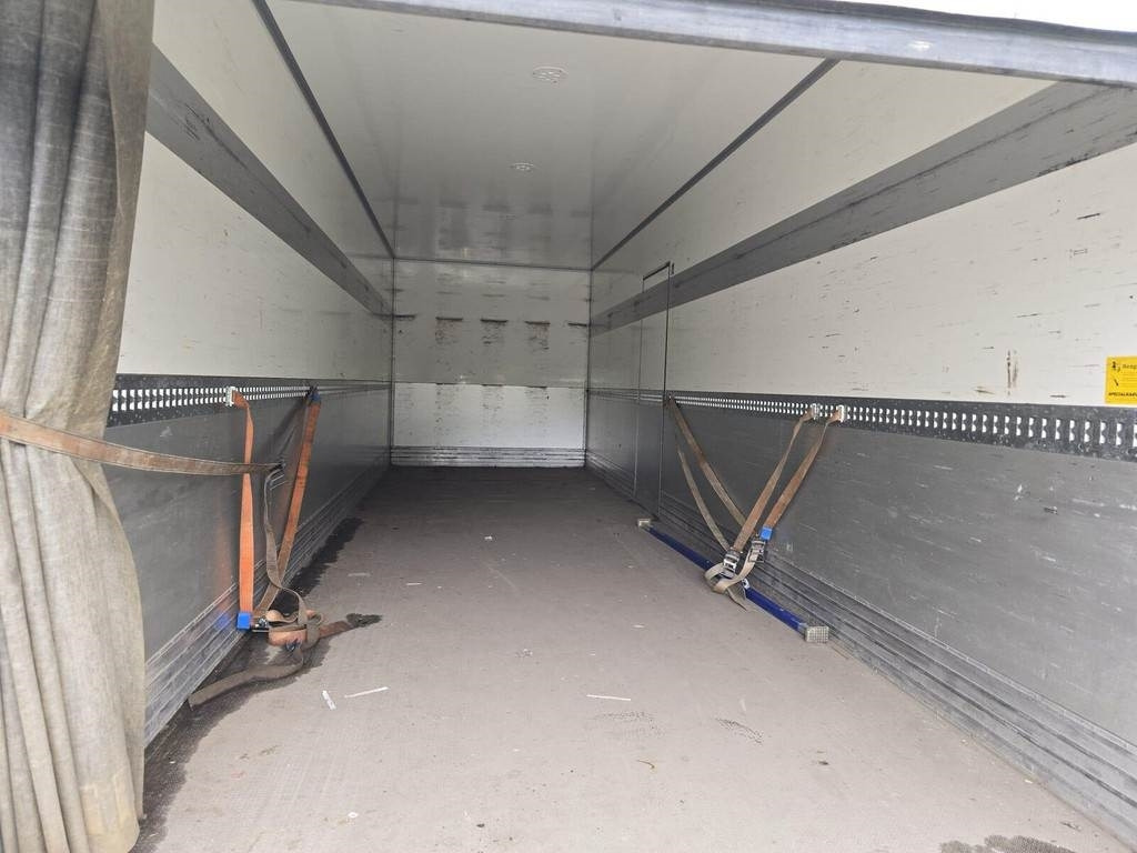 Volvo FM330 4X2 - Kravas automašīna ar slēgto virsbūvi: foto 3 Volvo FM330 4X2 - Kravas automašīna ar slēgto virsbūvi: foto 3