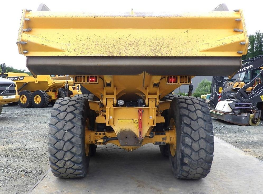 Volvo A 30 G - Artikulētias pašizgāzējs: foto 5 Volvo A 30 G - Artikulētias pašizgāzējs: foto 5
