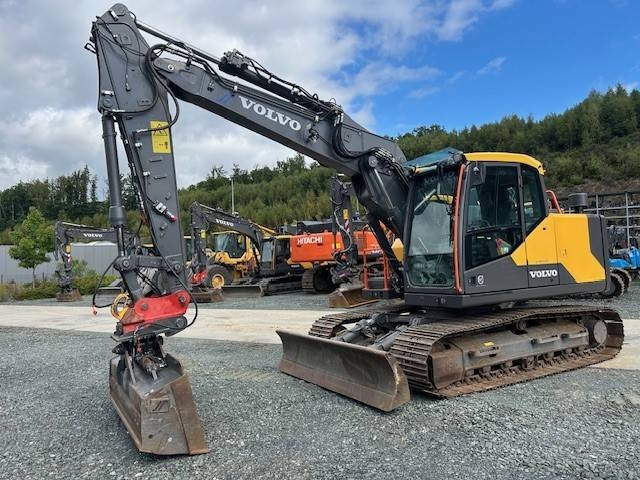 Volvo EC 140 EL - Kāpurķēžu ekskavators: foto 1 Volvo EC 140 EL - Kāpurķēžu ekskavators: foto 1