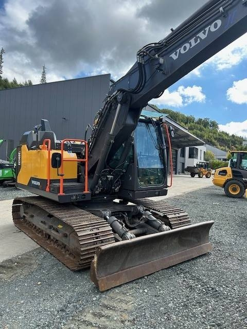 Volvo EC 140 EL - Kāpurķēžu ekskavators: foto 4 Volvo EC 140 EL - Kāpurķēžu ekskavators: foto 4