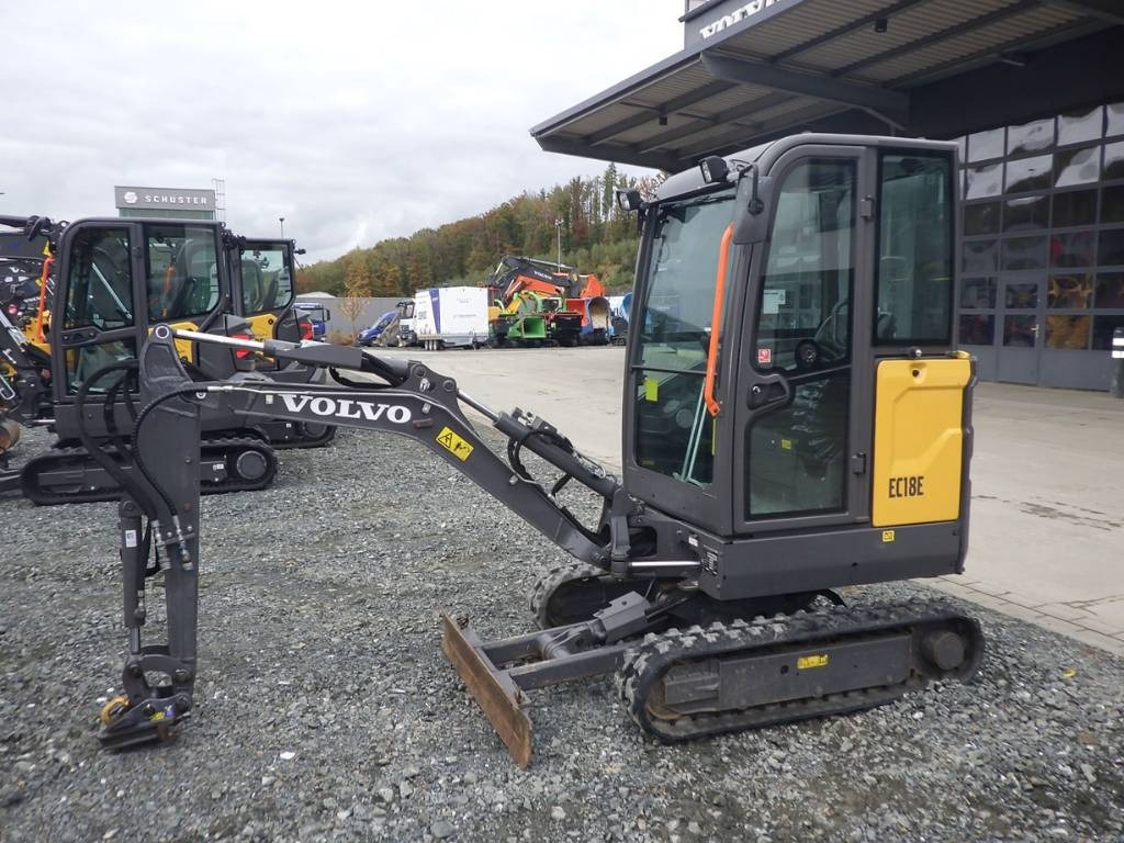 Volvo EC 18 E - Mini-ekskavators: foto 1 Volvo EC 18 E - Mini-ekskavators: foto 1