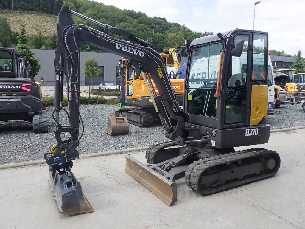 Volvo EC 27 D  - Mini-ekskavators: foto 1 Volvo EC 27 D  - Mini-ekskavators: foto 1