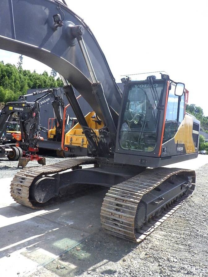 Volvo EC 300 E - Kāpurķēžu ekskavators: foto 2 Volvo EC 300 E - Kāpurķēžu ekskavators: foto 2